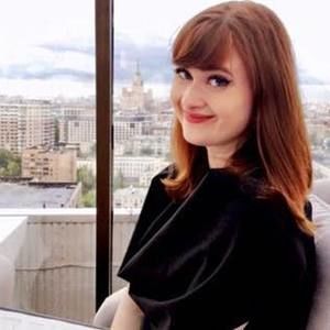 Meet your Posher, Becca